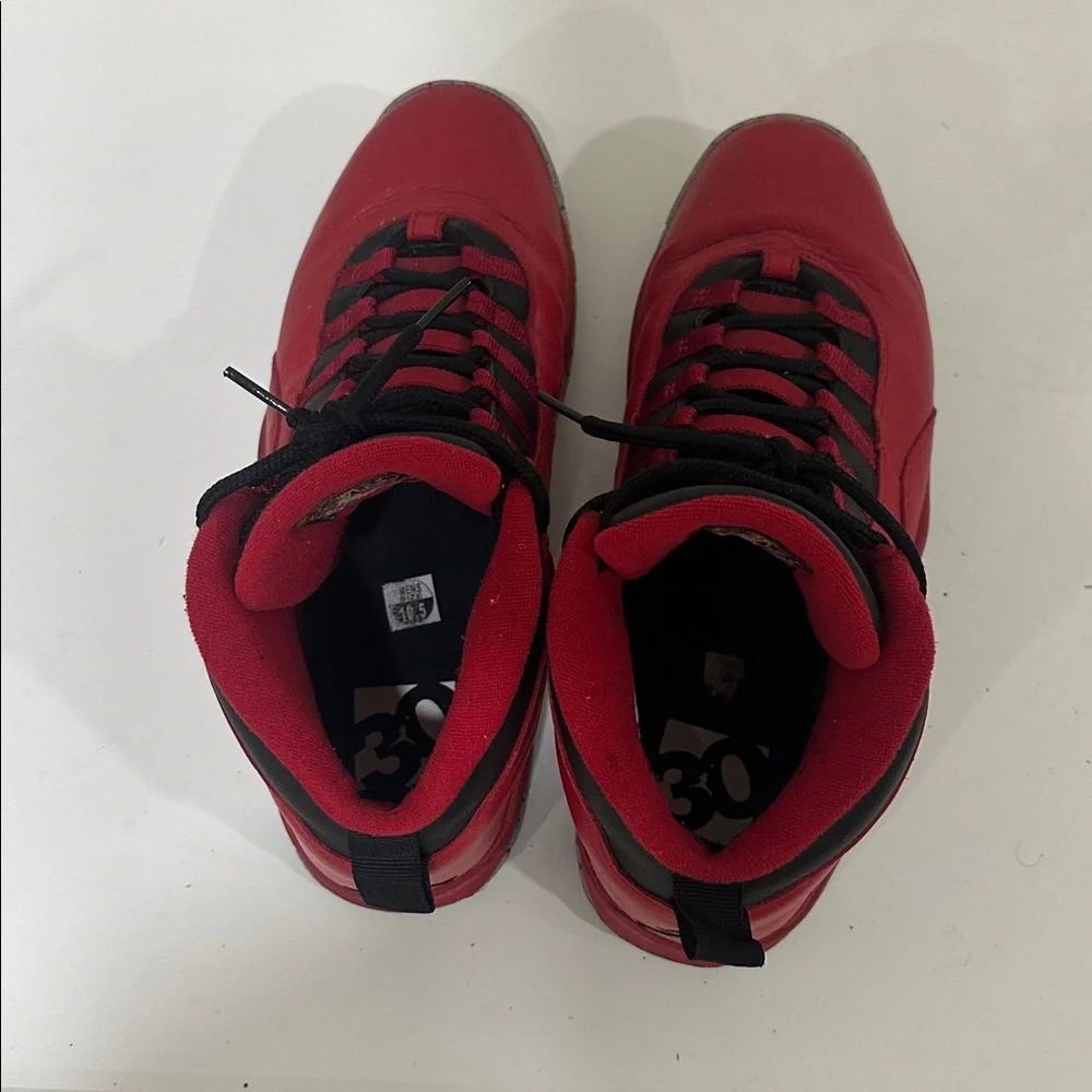Size 10.5 - Air Jordan 10 Retro Bulls Over Broadway - Picture 5 of 6